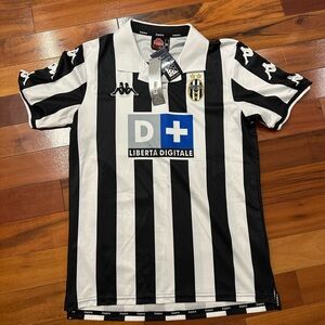 Kappa Black and White Sports Jersey